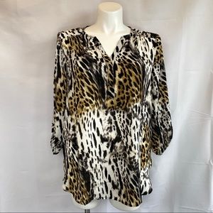 NWT Zoey & Leelo Animal Print Blouse